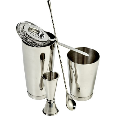 Cocktail Boston Shaker und Zubehör